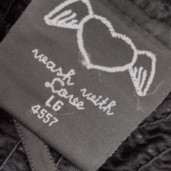 Hell Bunny | Black Polka Dot Red Trim Sweetheart Halter Fit & Flare Dress - Picture 12 of 14